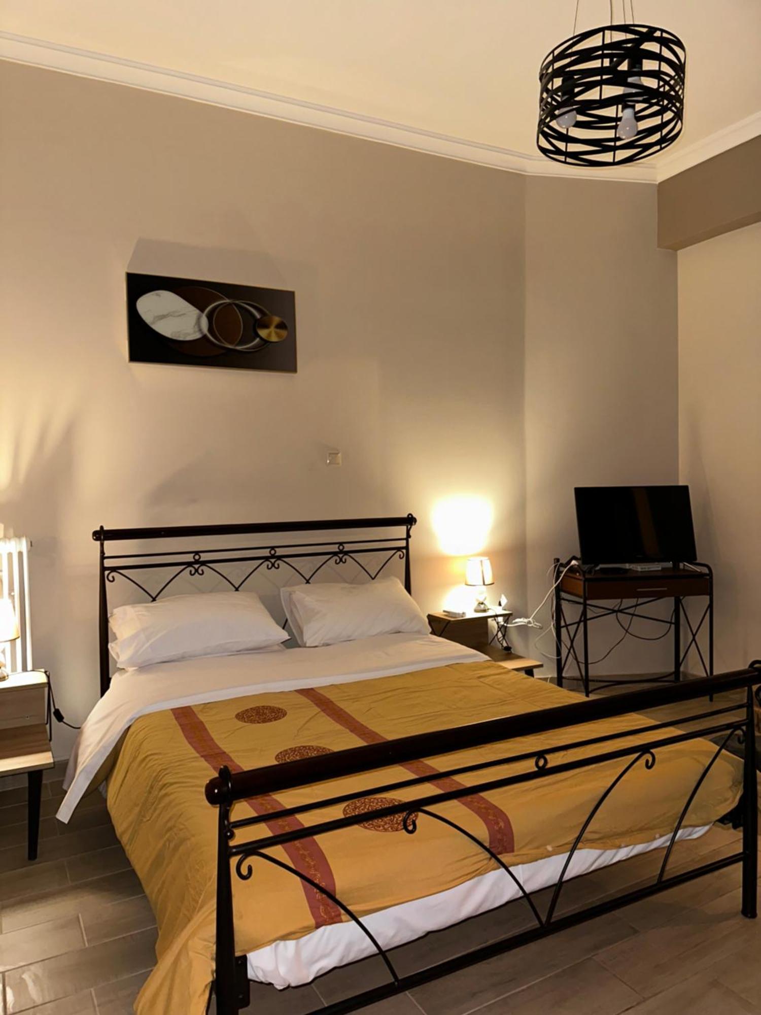 Ζεστή Φωλίτσα Στο Κέντρο. Apartman Athén Kültér fotó